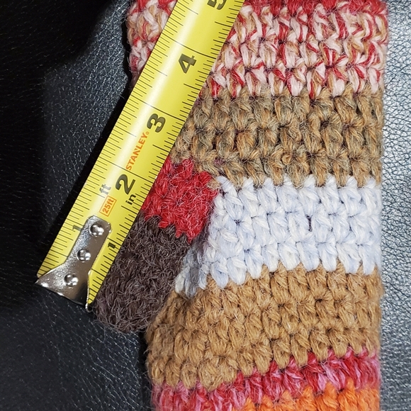 Handmade Mittens - Picture 5 of 5